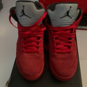 Jordan 5 university red size 10 used 8/10